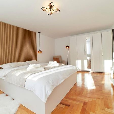 Schei Residence Brasov Luaran gambar
