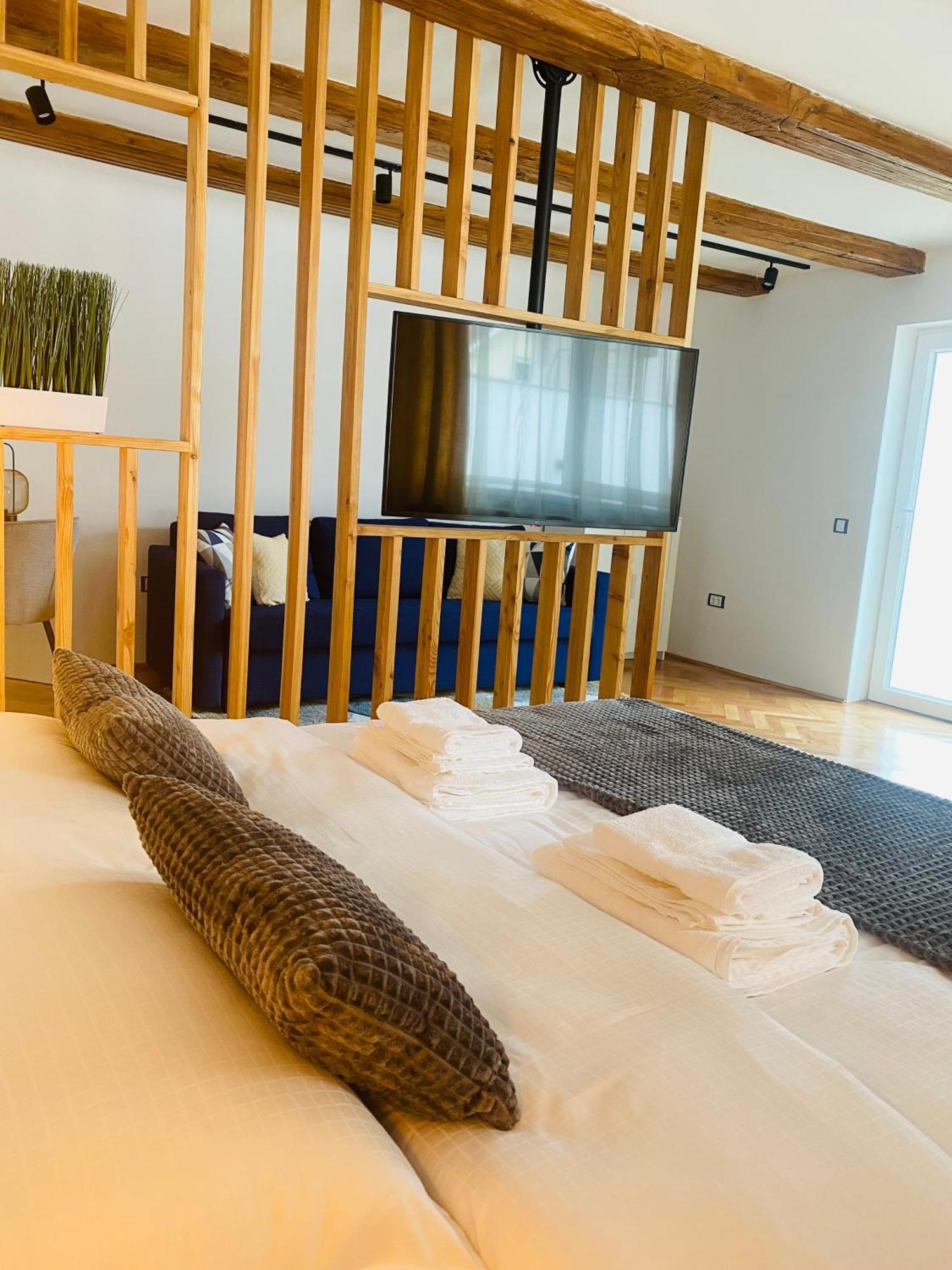 Schei Residence Brasov Luaran gambar