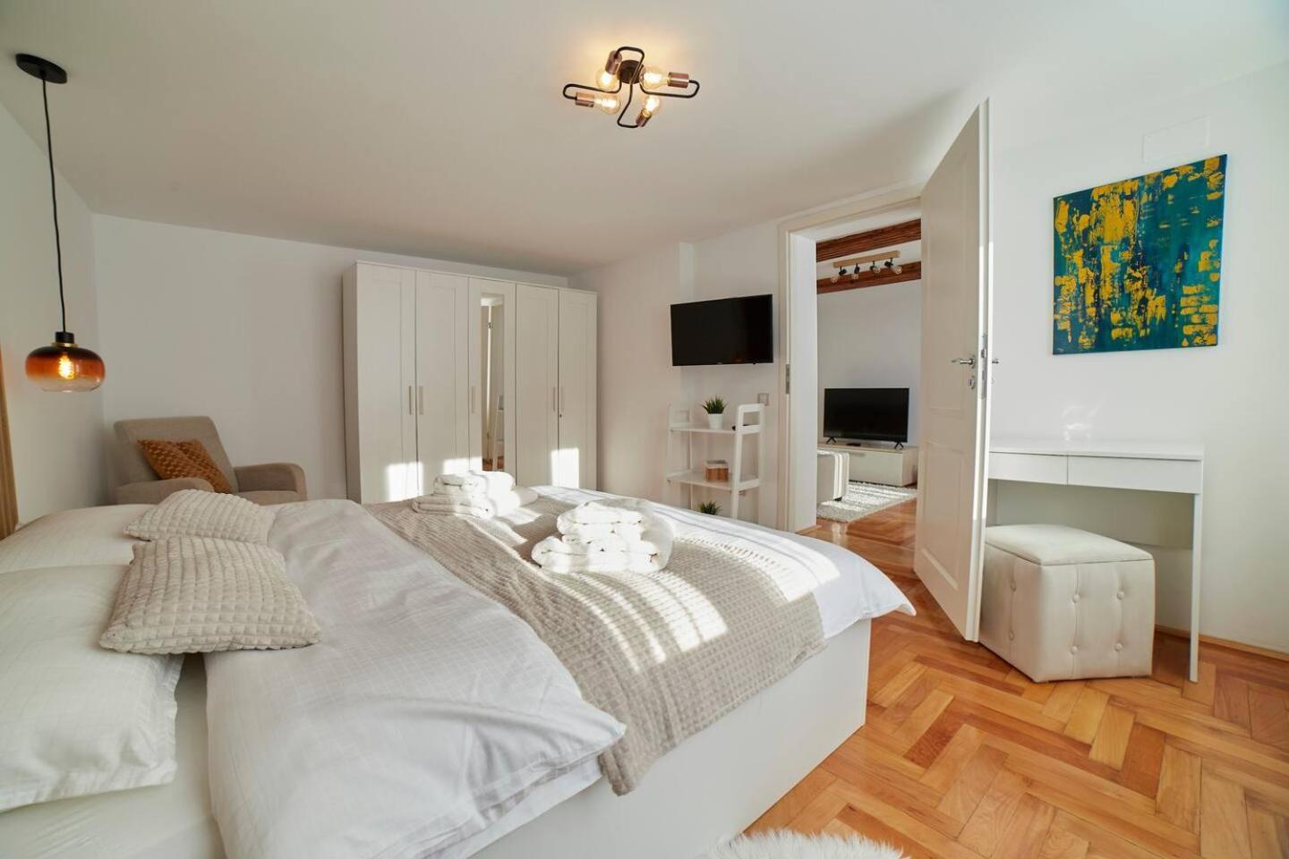 Schei Residence Brasov Luaran gambar
